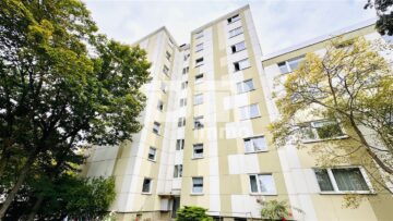 Schöne Zwei-Zimmer Wohnung im beliebten Stadtteil Wettbergen mit Balkon und Panoramablick, 30457 Hannover, Etagenwohnung